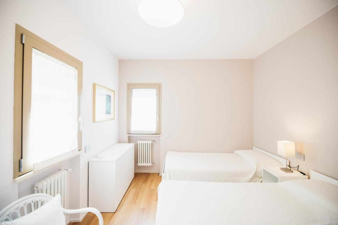 הוילה גרדונה ריביירה Casa Chiara מראה חיצוני תמונה